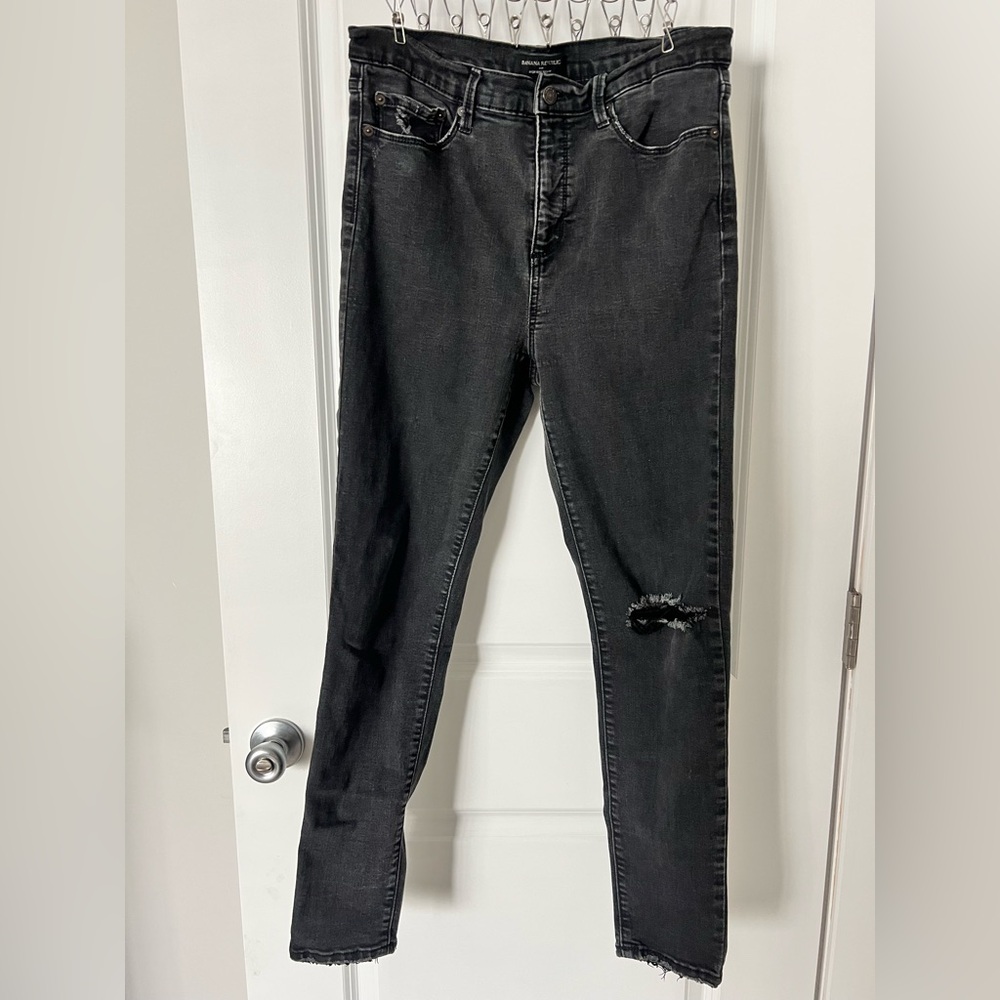 Banana Republic Black Skinny Jeans with Distressed Knee